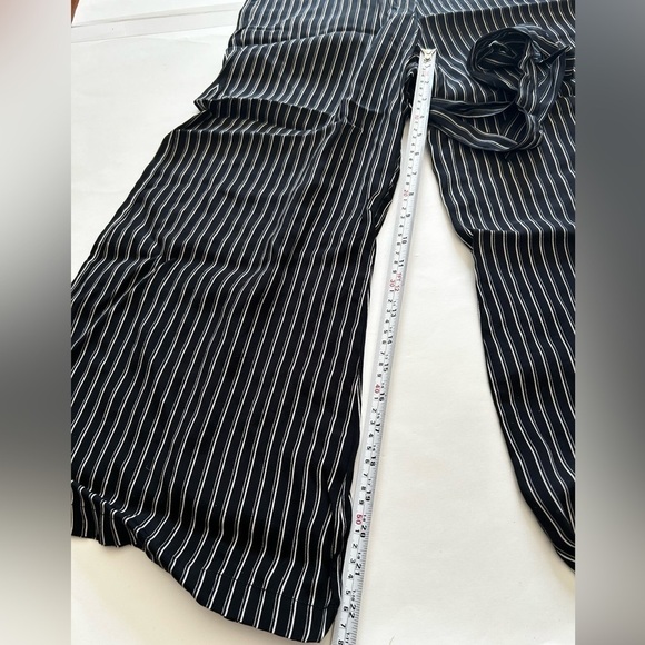 Faithfull the Brand Cedric Jumpsuit striped white and black v neck size 4 - Picture 9 of 14